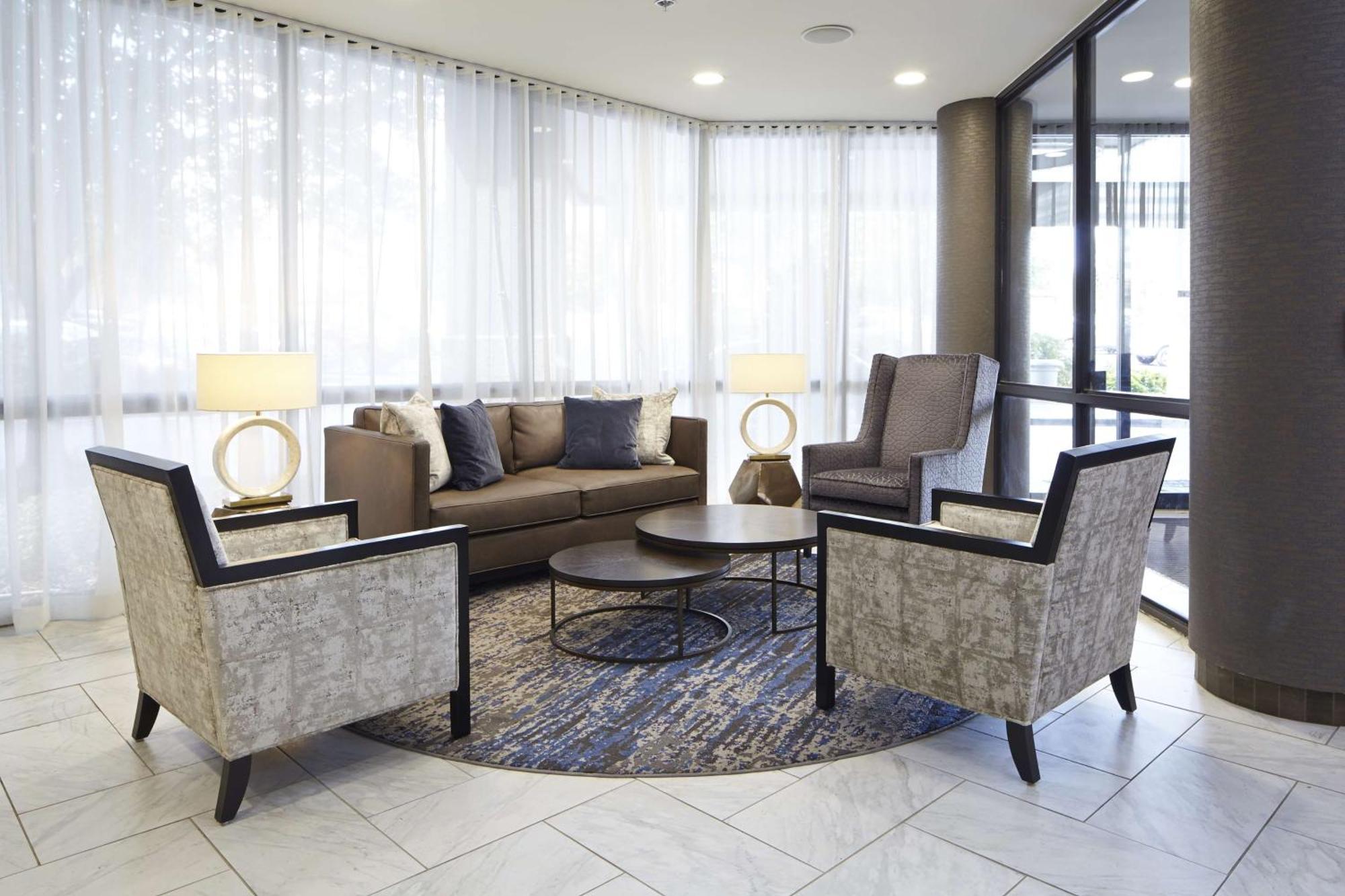 סמירנה Embassy Suites By Hilton Atlanta Galleria מראה חיצוני תמונה