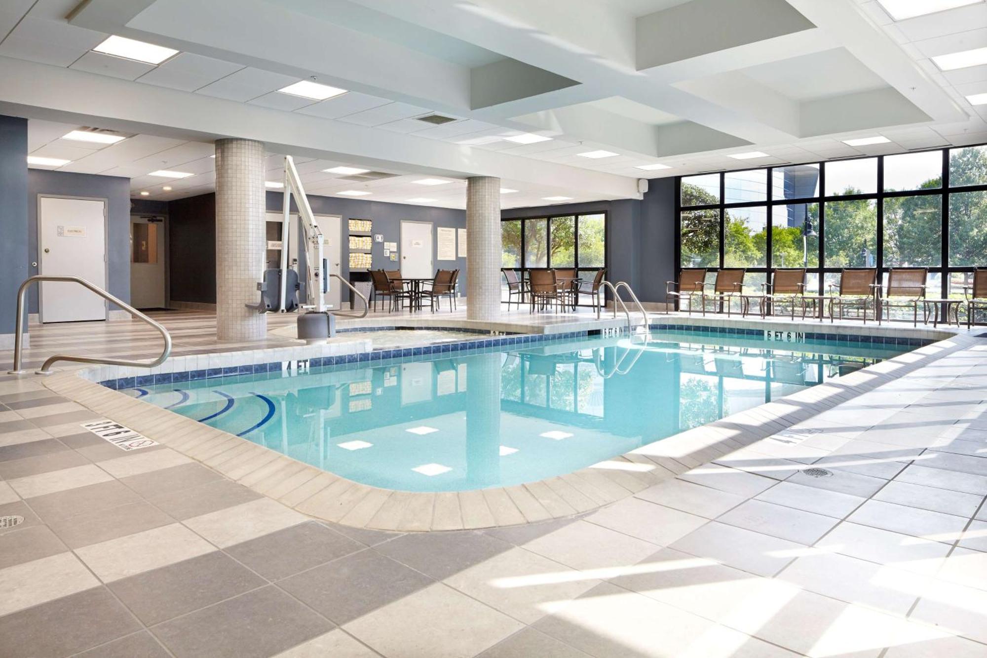 סמירנה Embassy Suites By Hilton Atlanta Galleria מראה חיצוני תמונה