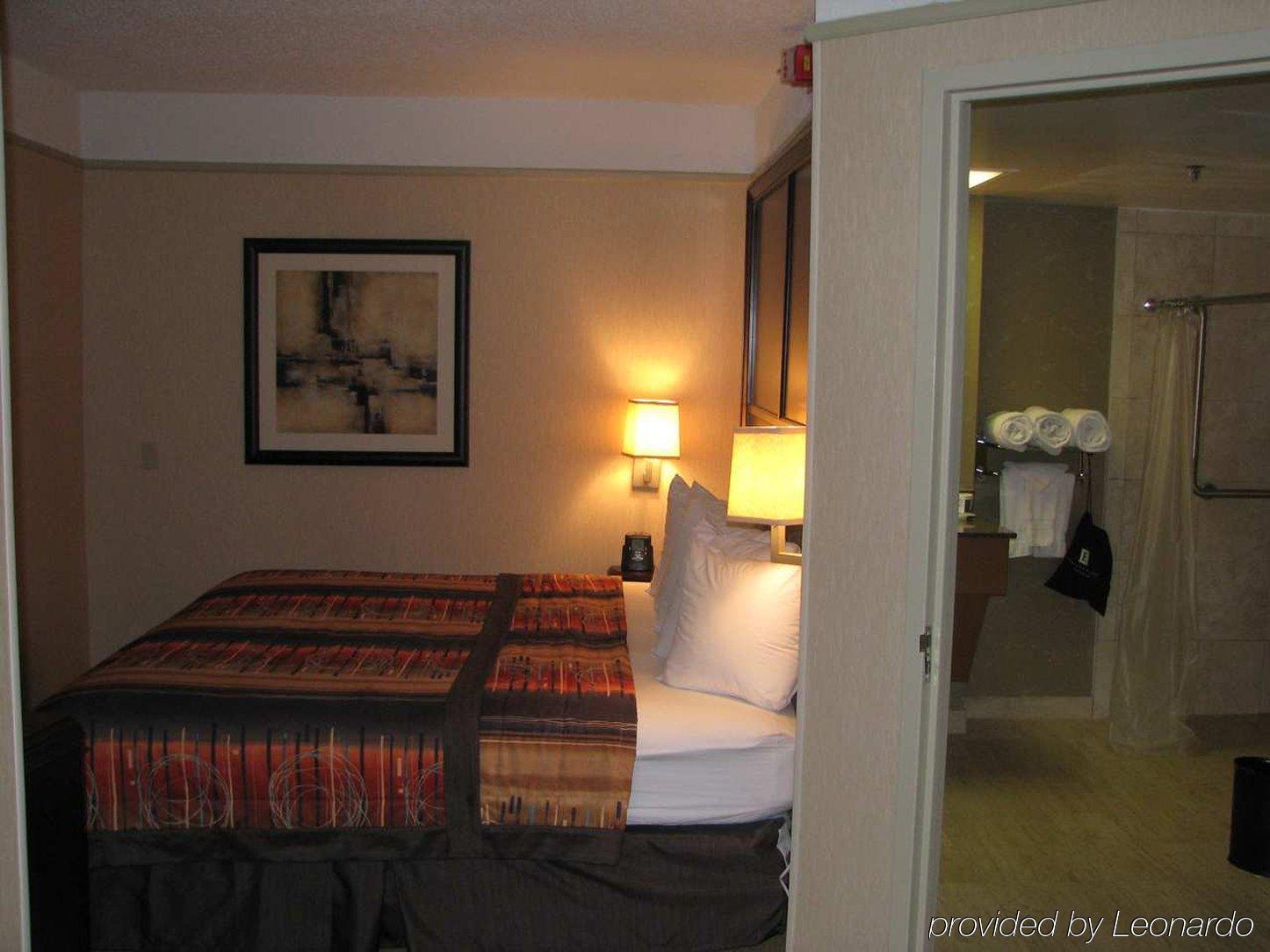 Embassy Suites By Hilton Atlanta Galleria חדר תמונה