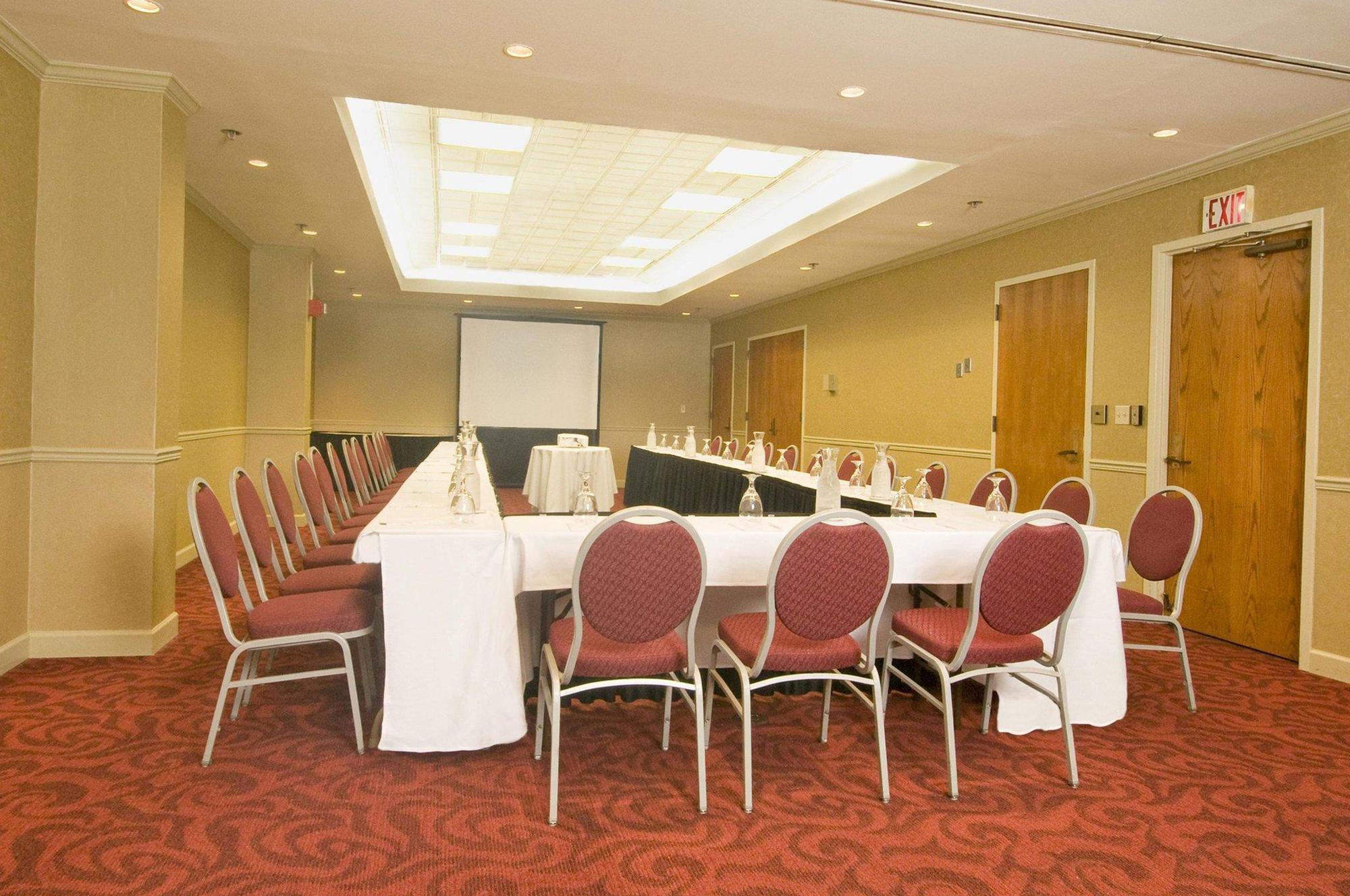 סמירנה Embassy Suites By Hilton Atlanta Galleria מראה חיצוני תמונה